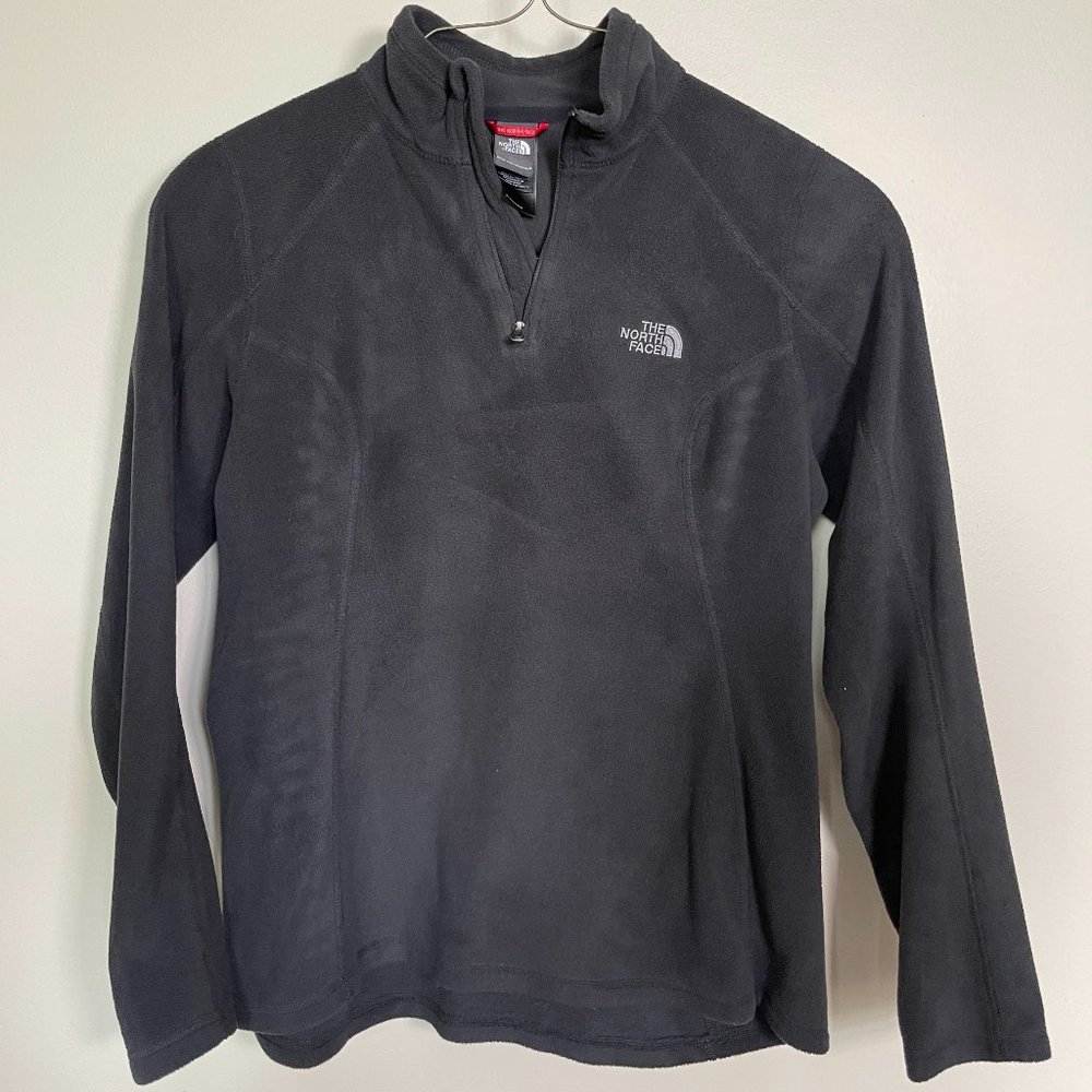 The North Face Quarter-Zip Long Sleeve  Women's Pullover | Color: Black | Size:M